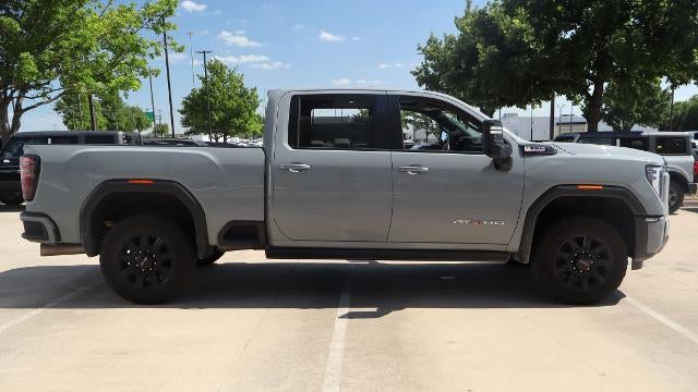 2025 GMC Sierra 2500HD AT4