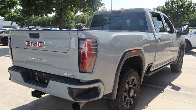 2025 GMC Sierra 2500HD AT4