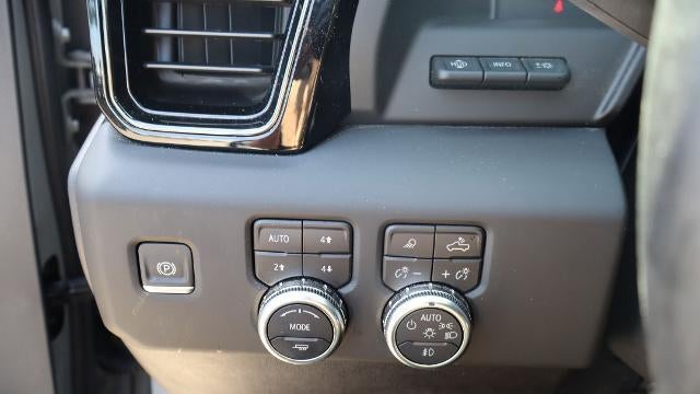 2025 GMC Sierra 2500HD AT4