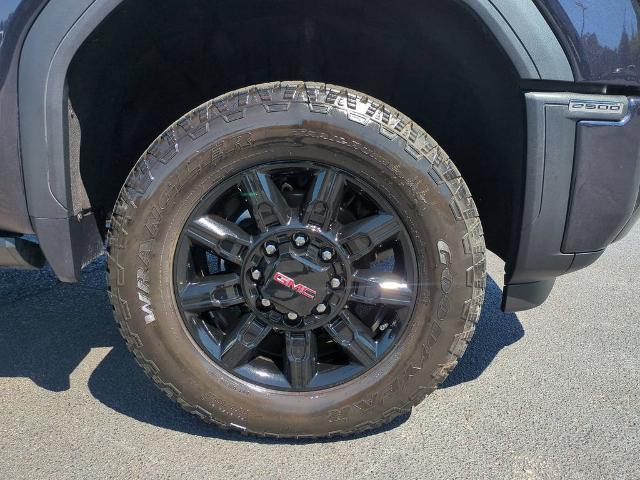 2025 GMC Sierra Hd - $73,400