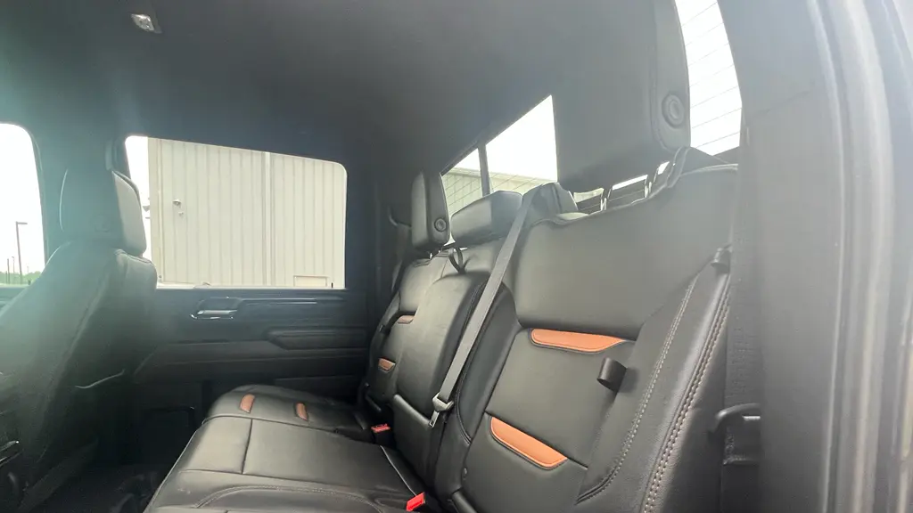 2025 GMC Sierra 2500HD AT4