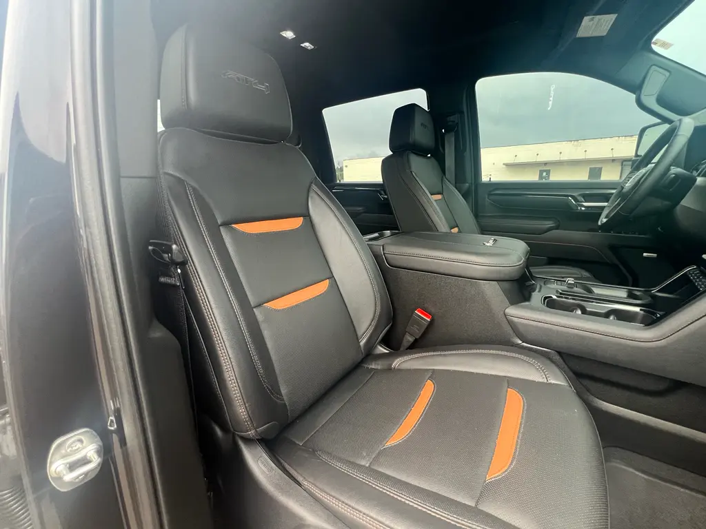2025 GMC Sierra Hd - $76,585