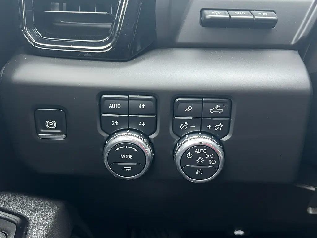 2025 GMC Sierra Hd - $76,585