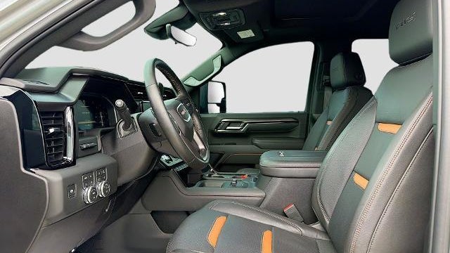 2026 GMC Sierra 2500HD AT4