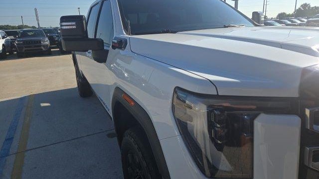 2025 GMC Sierra 2500HD AT4