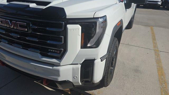 2025 GMC Sierra 2500HD AT4