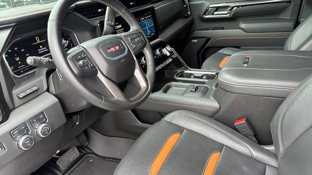 2025 GMC Sierra 2500HD AT4