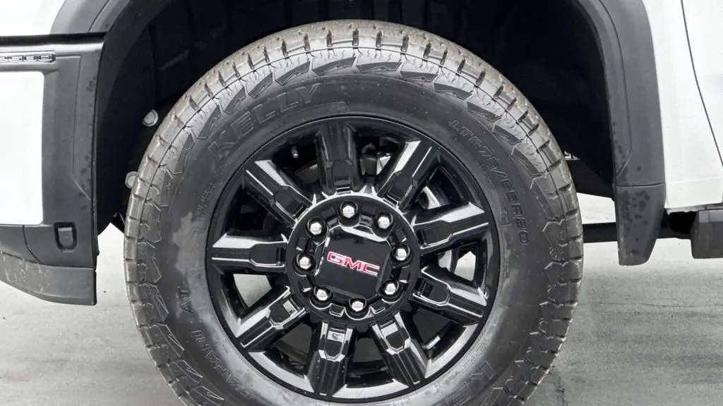 2025 GMC Sierra 2500HD AT4