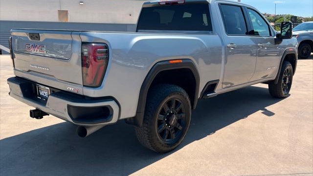 2025 GMC Sierra 2500HD AT4
