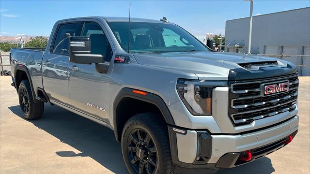 2025 GMC Sierra 2500HD AT4
