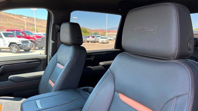 2025 GMC Sierra 2500HD AT4