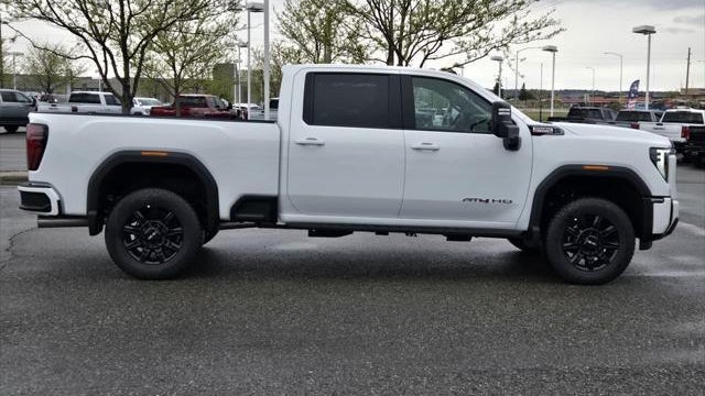 2026 GMC Sierra 2500HD AT4