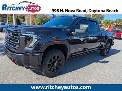 2025 GMC Sierra 2500HD 4X4 AT4 4DR Crew Cab SB