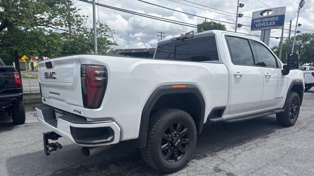 2025 GMC Sierra 2500HD AT4