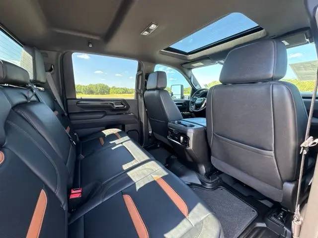 2025 GMC Sierra Hd - $69,000
