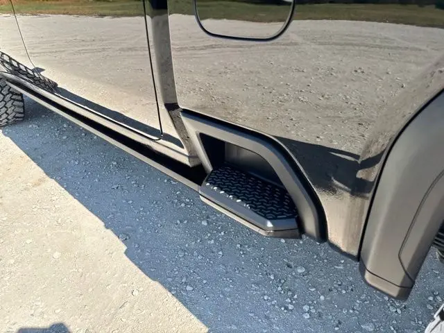 2025 GMC Sierra Hd - $69,000