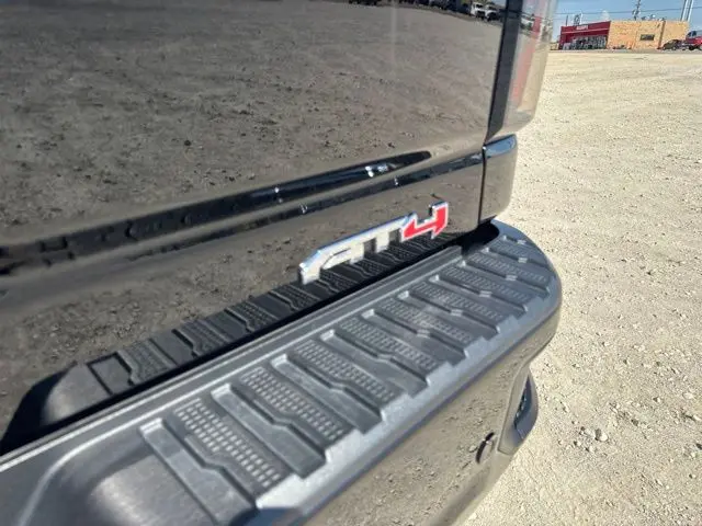 2025 GMC Sierra Hd - $69,000