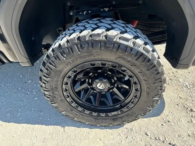 2025 GMC Sierra Hd - $69,000