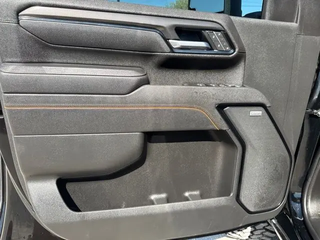 2025 GMC Sierra Hd - $69,000