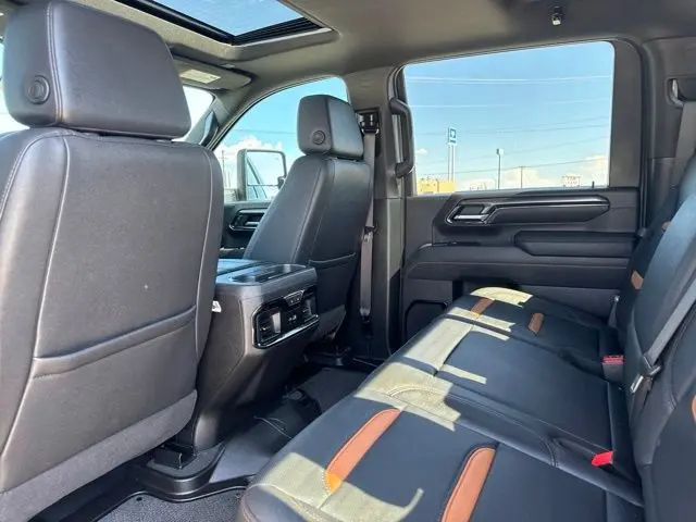 2025 GMC Sierra Hd - $69,000