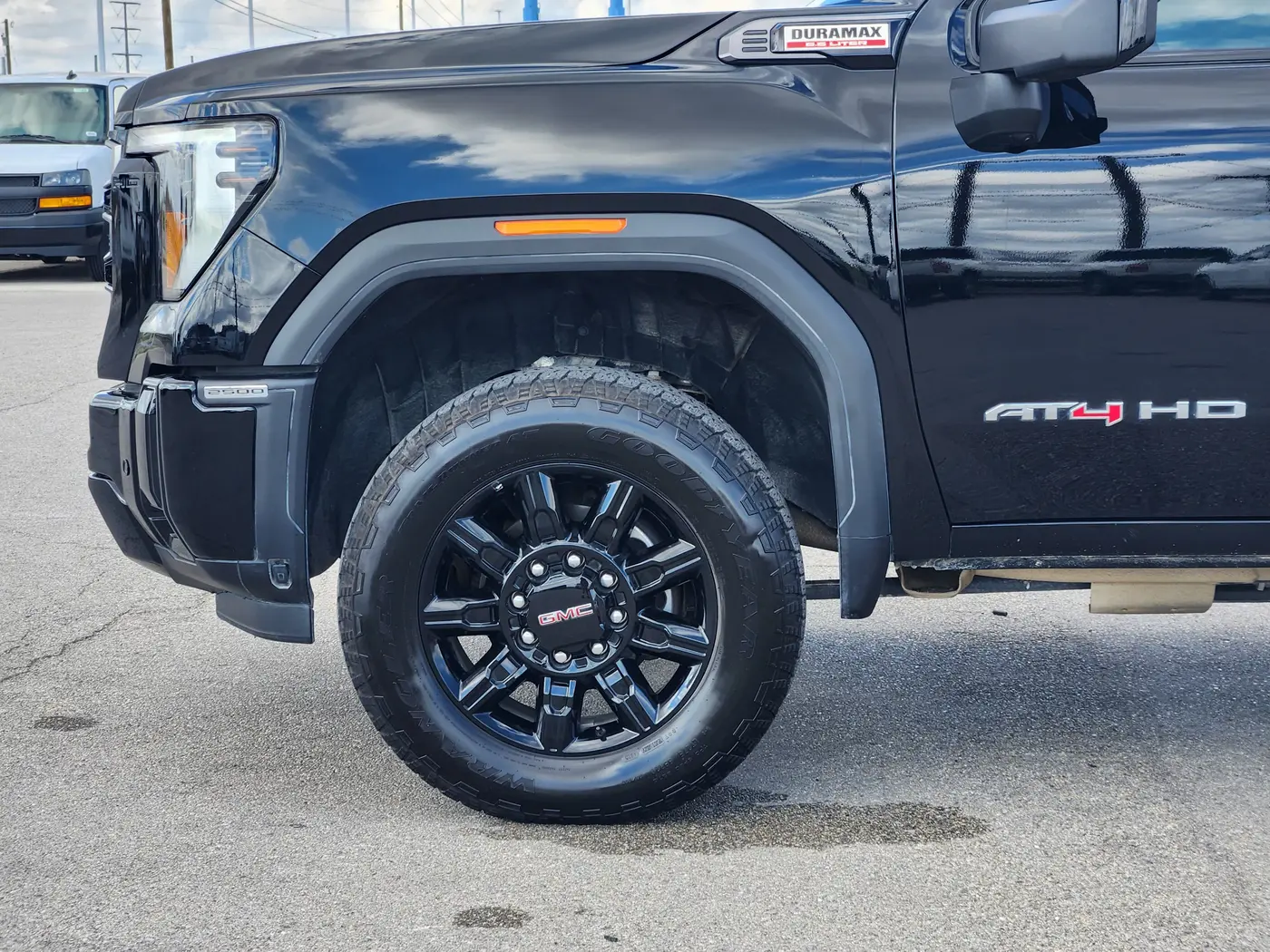 2026 GMC Sierra Hd - $75,423