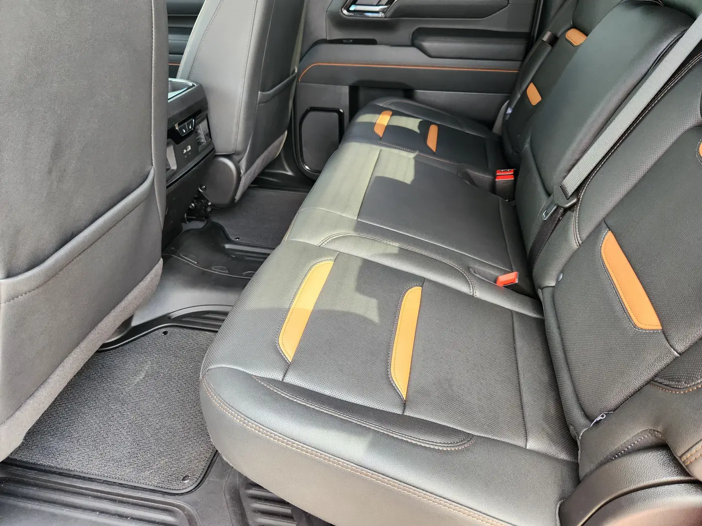 2026 GMC Sierra Hd - $75,423