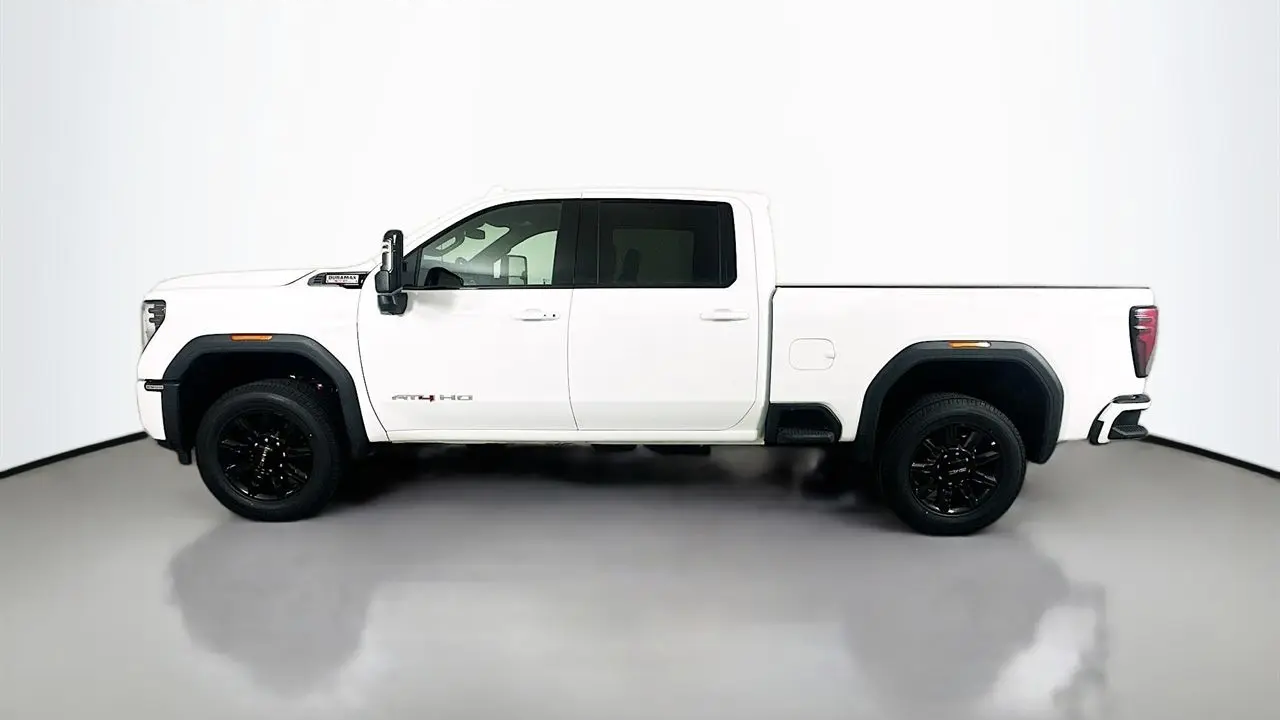 2025 GMC Sierra 2500HD AT4