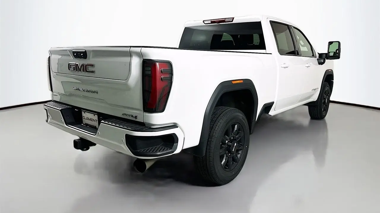 2025 GMC Sierra 2500HD AT4