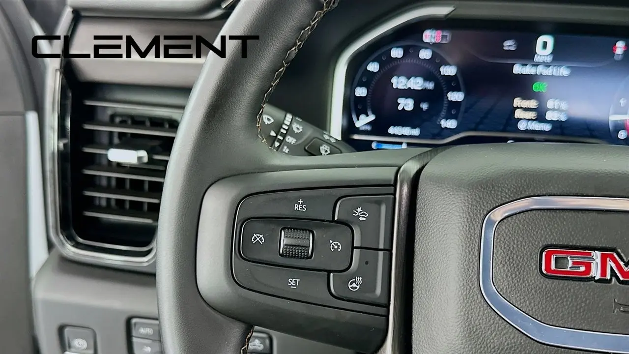 2025 GMC Sierra 2500HD AT4