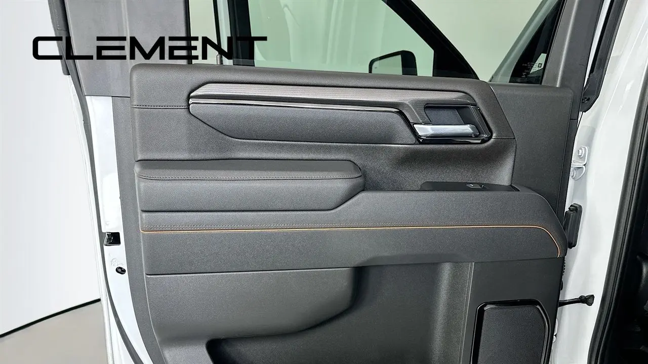 2025 GMC Sierra 2500HD AT4
