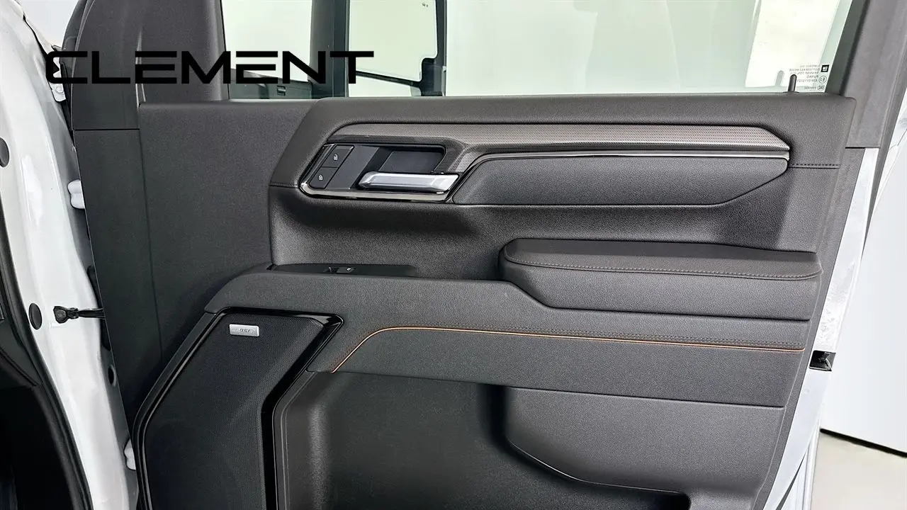 2025 GMC Sierra 2500HD AT4