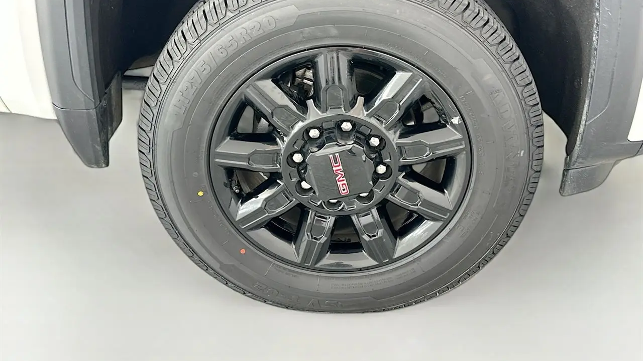 2025 GMC Sierra 2500HD AT4