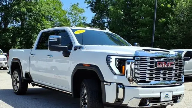 2025 GMC Sierra 2500HD Denali