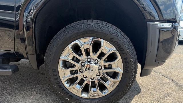 2025 GMC Sierra 2500HD Denali