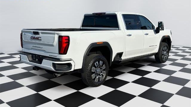 2025 GMC Sierra 2500HD Denali
