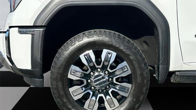 2025 GMC Sierra 2500HD Denali