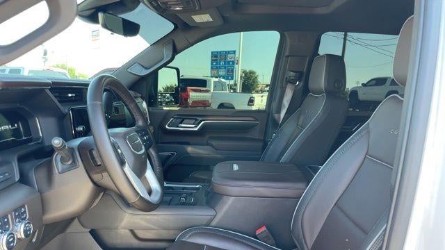 2025 GMC Sierra 2500HD Denali
