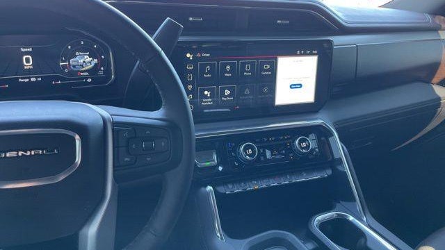 2025 GMC Sierra 2500HD Denali