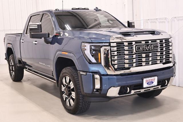 2025 GMC Sierra Hd - $71,500