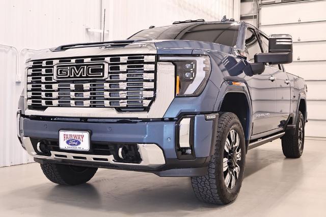2025 GMC Sierra Hd - $71,500