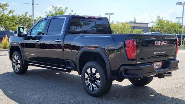 2025 GMC Sierra 2500HD Denali