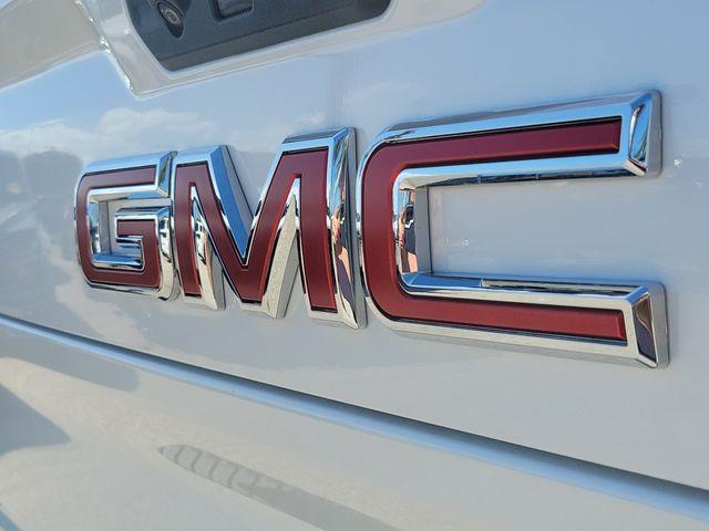 2025 GMC Sierra Hd - $72,576