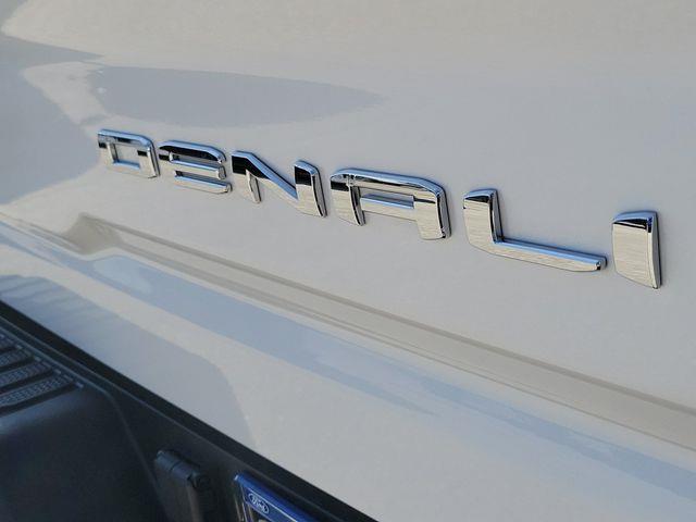 2025 GMC Sierra Hd - $72,576