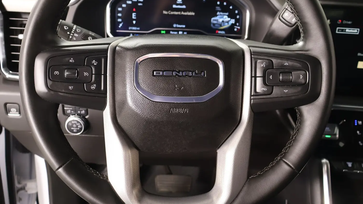 2025 GMC Sierra 2500HD Denali