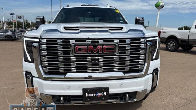 2025 GMC Sierra 2500HD Denali