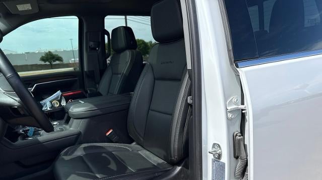 2025 GMC Sierra 2500HD Denali