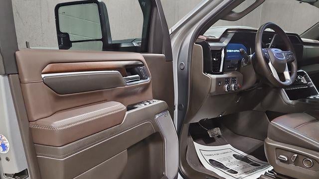 2025 GMC Sierra 2500HD Denali