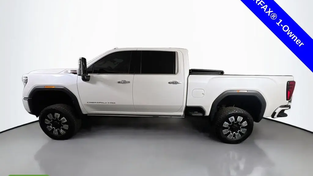 2025 GMC Sierra 2500HD Denali