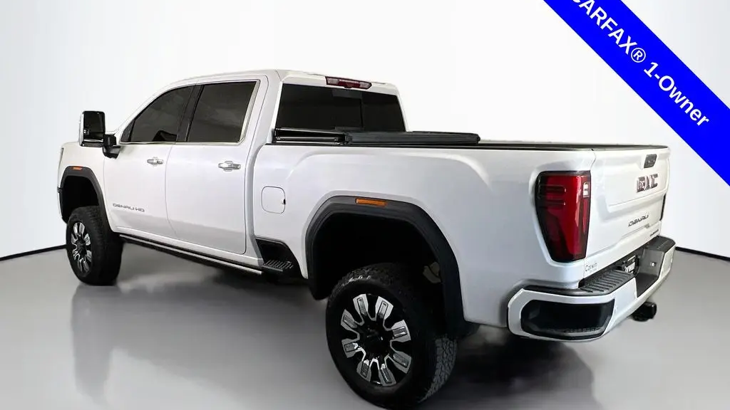 2025 GMC Sierra 2500HD Denali