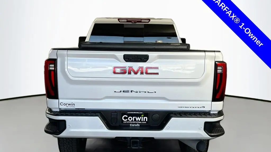 2025 GMC Sierra 2500HD Denali